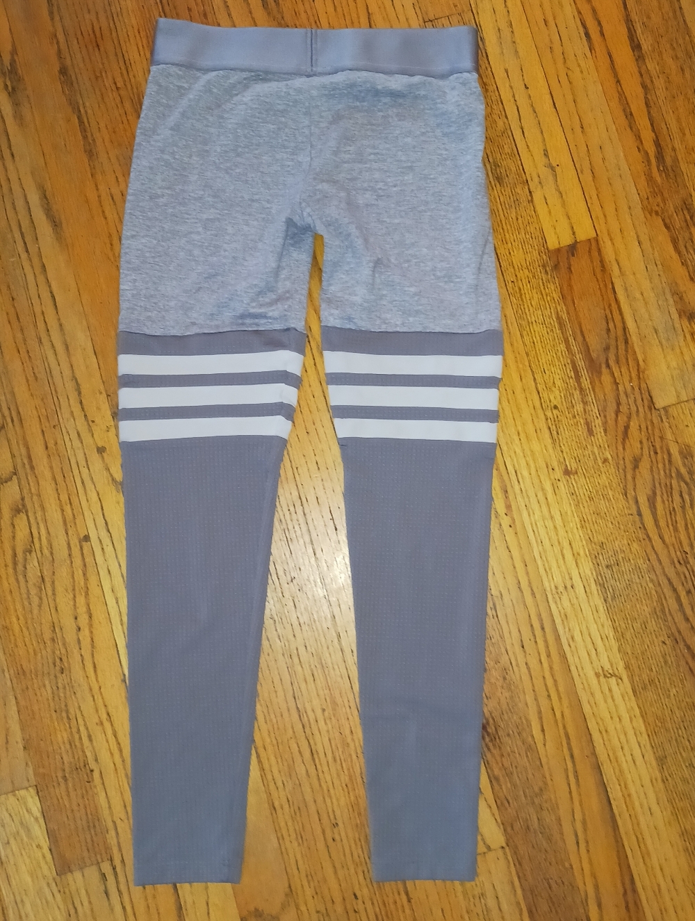 Bombshell Grey Leggings